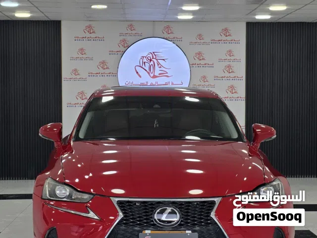 لكزس IS 300... سيارة لمن يحب الشكل الرياضي مع راحة اللكزس المعروفة