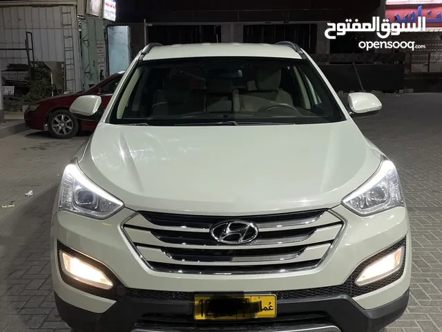 Used Hyundai Santa Fe in Dhofar