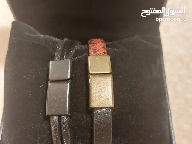 2 leather bracelets