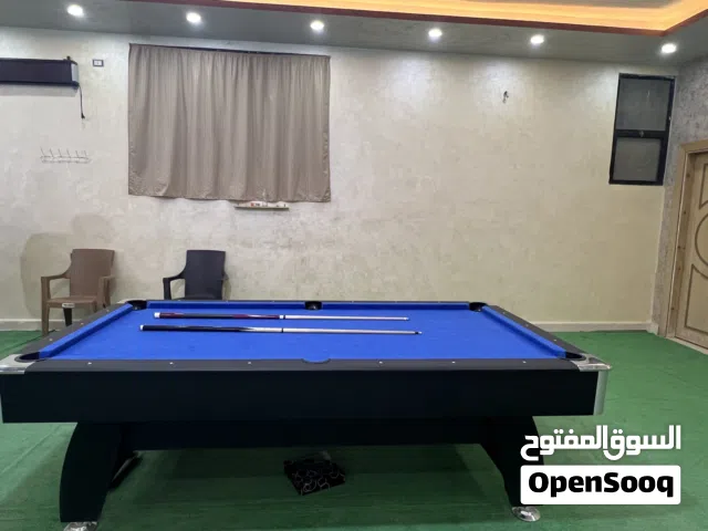 طاوله بلياردو استعمال اقل من شهر