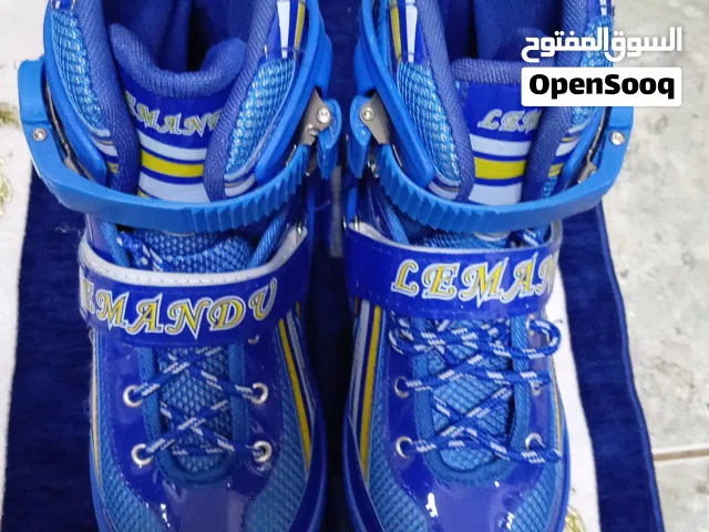 سكيت ازرق جديد اشتريته وما عرفت العب فيه مو مستعمل