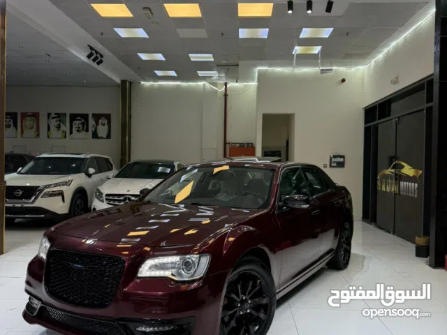 Used Chrysler 300 in Ajman
