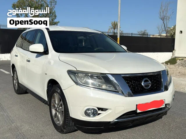 2015 نيسان باثفايندر SL
