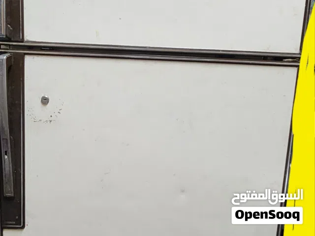 ثلاجه شغاله تماما