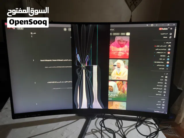 للبيع شاشة AOC CQ27G3S مكسورة سكراب. كل القطع الداخلية والقاعدة سليمة 100%. تنفع للي يبي ب