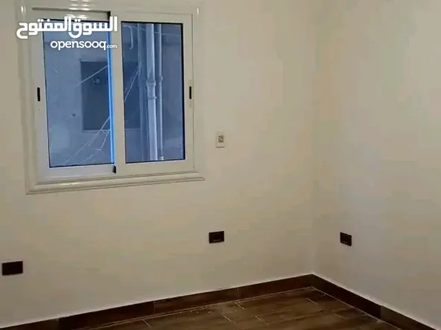 شقة تصلح عيادة مكتب سكن غرفتين اول بلكونه عنوان مميز شارع مصطفي النحاس الحي الثامن م نصر استلام فوري