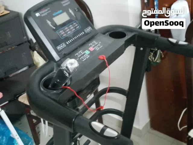جهاز مشي نوع الدولية بحالة جيدة بحاجة تصليح الماتور بسعر مغري
