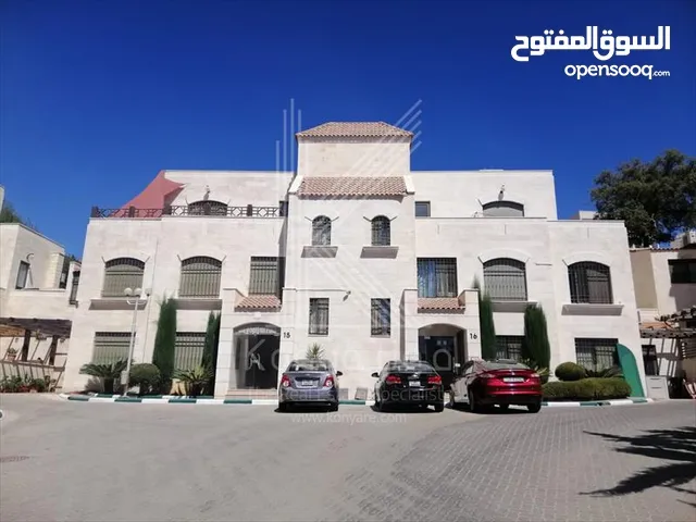400 m2 4 Bedrooms Villa for Sale in Amman Dabouq