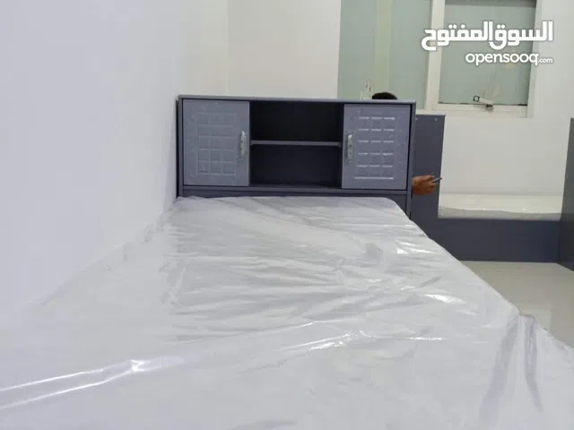 محتاج برتشين بعجمان الجرف الصناعية 3 او 1 اللي متاح يحط الصور والسعر اقصي سعر 800