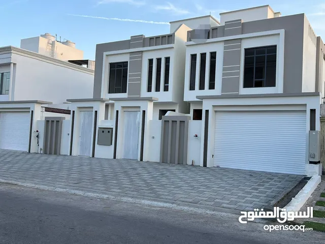 333m2 More than 6 bedrooms Villa for Sale in Muscat Al Maabilah