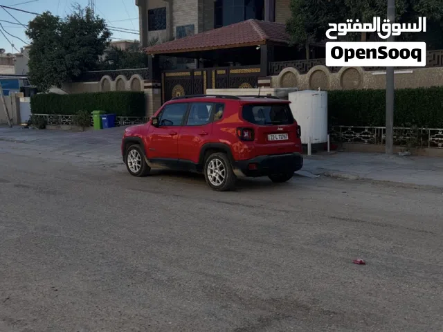 2021 جيب رينيجادى Standard