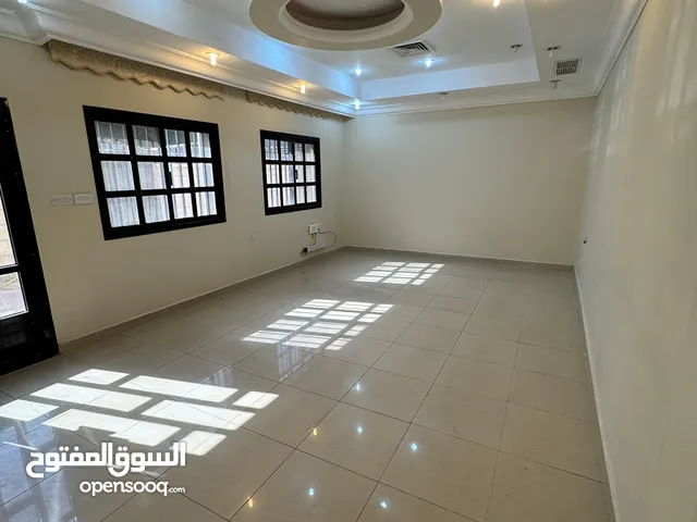 للأيجار بيت سلوى