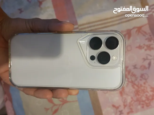 ايفون 16 برو اللون الأبيض مساحة 256 غيغا
