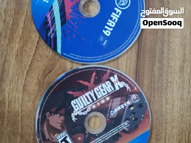 شريطين للبيع بلاستيشن 4