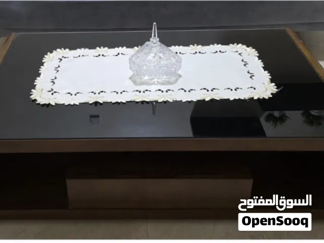 طاولة خشب السعر 20 ريال