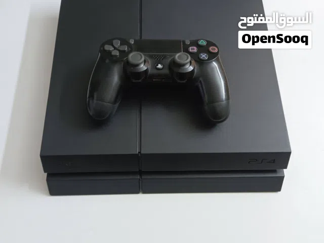 بلي استيشن 4 فات مهكر ذاكرة 500  ويا 10 العاب كامل ملحقاته لا مصلح ولا مفتوح