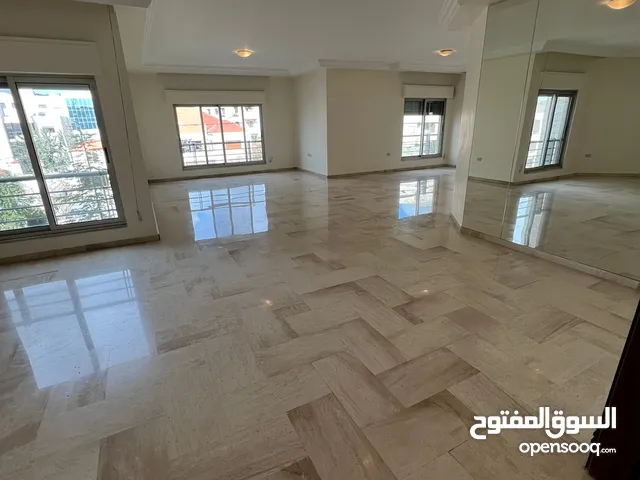 400m2 4 Bedrooms Apartments for Sale in Amman Swefieh