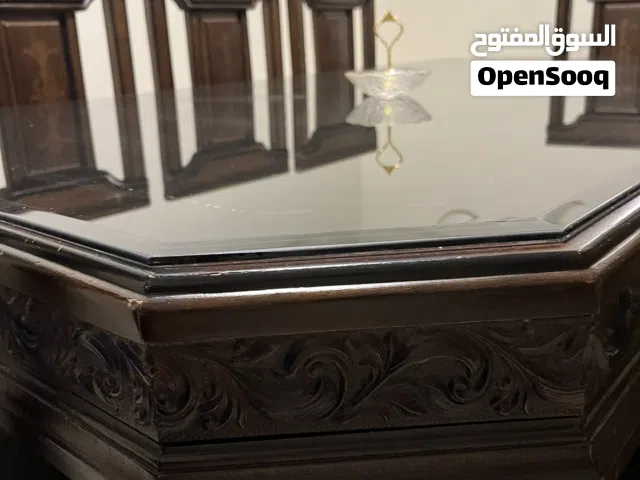 طاولة سفرة للبيع بداعي السفر