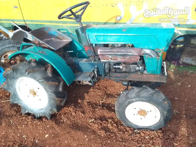 1990 Tractor Agriculture Equipments in Al Karak