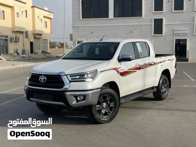 Used Toyota Hilux in Al Batinah