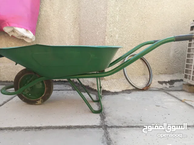 عربانة تك تاير  لخدمات البناء  نضيفة مال شغل   للبيع عربانة حمل  تصلح للبناء  والمشاتل