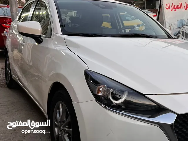 Mazda 2 2022