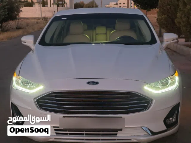 2016 فورد فيوجن SE
