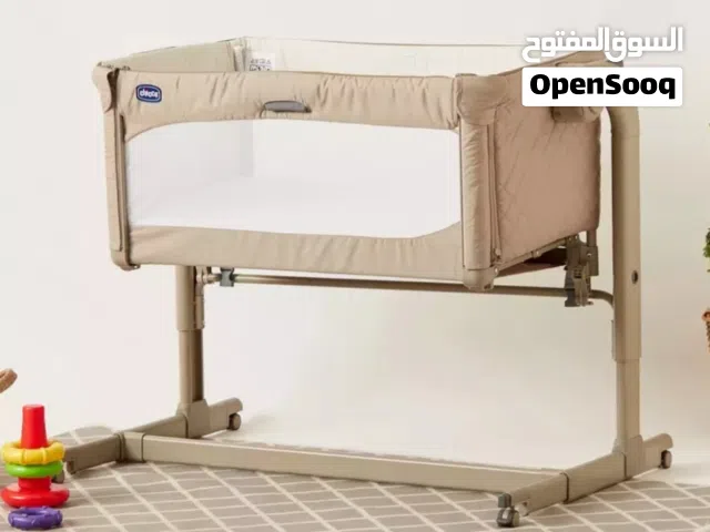 سرير  شبه جديد لطفل رضيع ماركة شيكو Chicco brand baby crib, almost new
