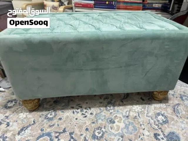 طاوله خضراء مخمل 150 درهم