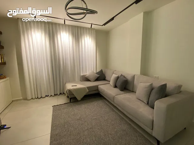 175 m2 3 Bedrooms Apartments for Sale in Ramallah and Al-Bireh Birzeit
