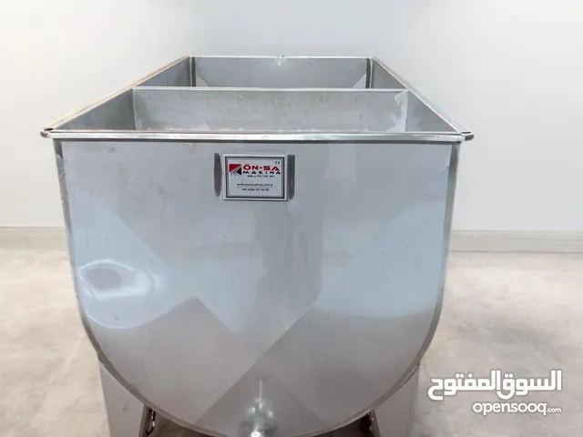 وحدة استقبال الحليب المصنوعة من الفولاذ المقاوم للصدأ - جودة AISI 304 - سعات مخصصة