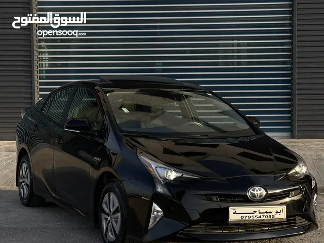 Used Toyota Prius in Amman