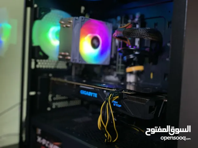 السلام عليكم  جهاز جيمنج للبيع   I7 4790  GTX 1070 3fan  16 ram  Power 620W  Ssd 240+500ssd+500hdd