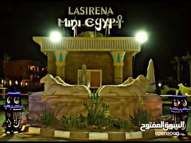 تأجير شاليهات فى العين السخنة الشالية 3غرفة وريسيبشن و2حمام مكيف بالكامل يوجد 6سرير ومطبخ مجهز وغسال