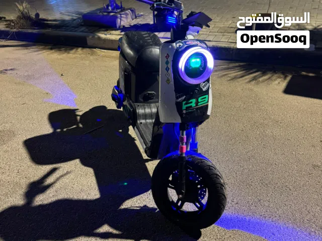 دراجه شحن تخبى كفاله  بطاريات 32جدد