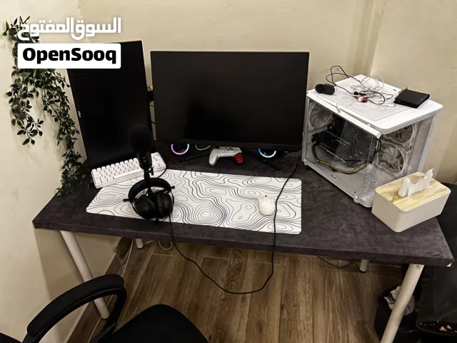 طاولة مكتب للدراسه او للقيمنق من ايكيا استعمال شخصي