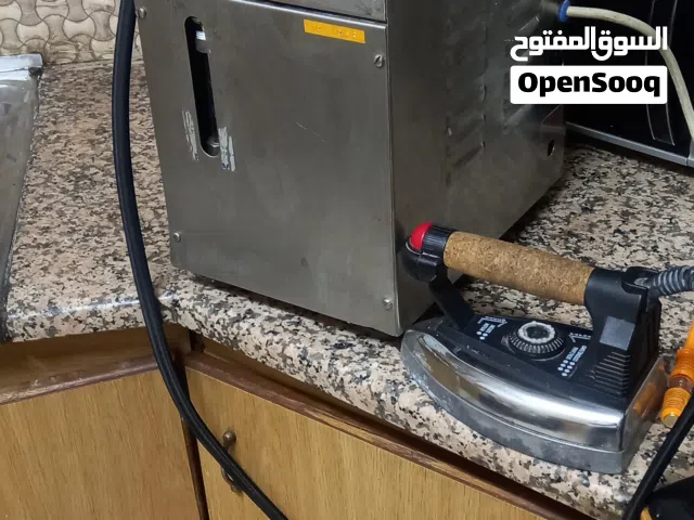 معدات تنظيف على البخار