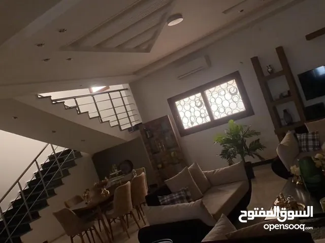 500 m2 5 Bedrooms Villa for Sale in Tripoli Al-Serraj