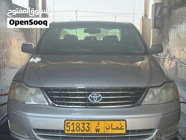 2000 تويوتا افالون XLS