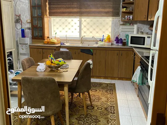 180 m2 3 Bedrooms Apartments for Sale in Zarqa Al Zarqa Al Jadeedeh