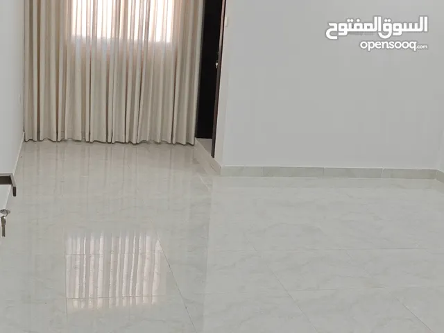 Exclusive studio room for Ladies Only