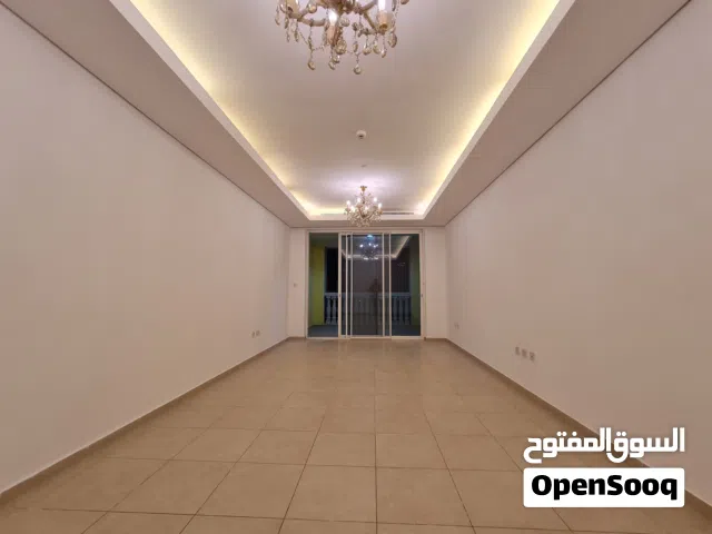 شقة مع اطلالة في اللؤلؤة/ sea view flat in the pearl