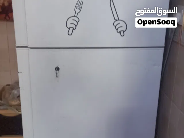 ثلاجه ميتسوبيشي حاله ممتازة اكبر حجم استعمال خفيف