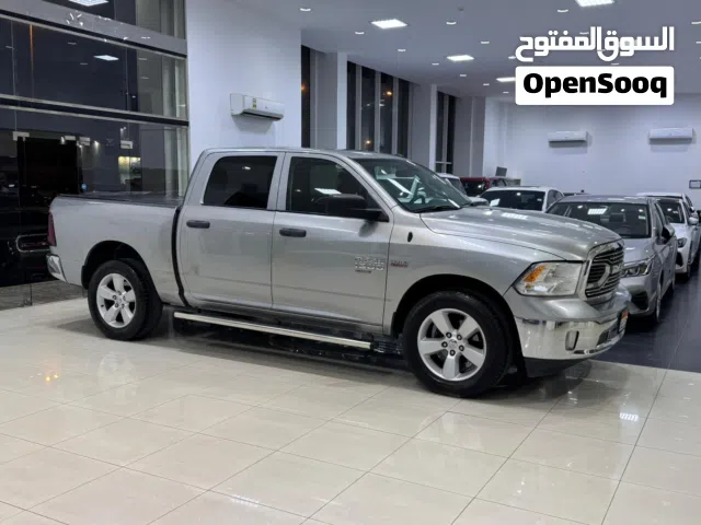 Dodge Ram 1500 / 2021 (Silver)