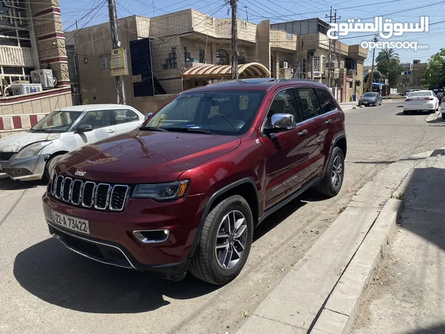 Apple CarPlay Used Jeep in Baghdad