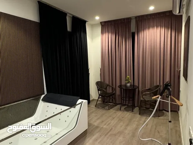 12222 ft 2 Bedrooms Apartments for Rent in Muscat Al Khoud