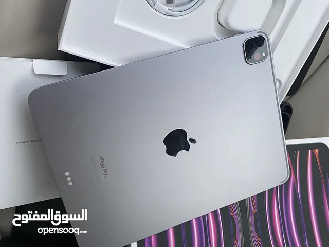 Apple iPad pro 4 128 GB in Kuwait City