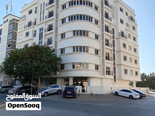 شقة للإيجار في العذيبة الشمالية راقية إعلان رقم 535