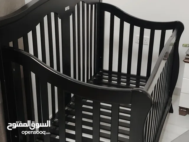 سرير أطفال