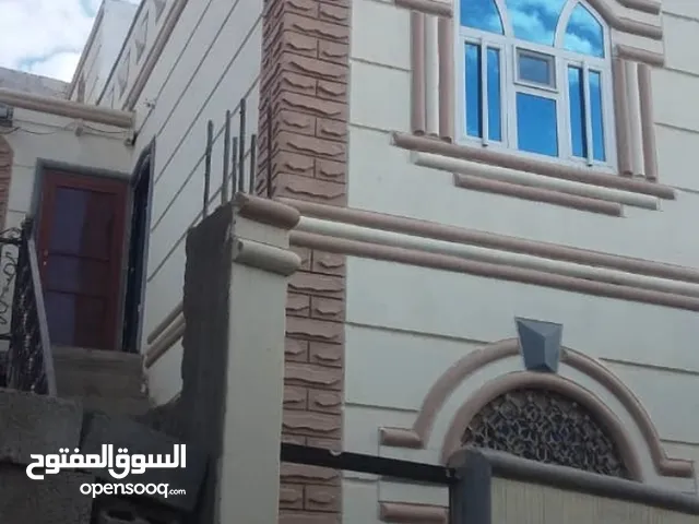 3 m2 4 Bedrooms Townhouse for Sale in Sana'a Hezyaz